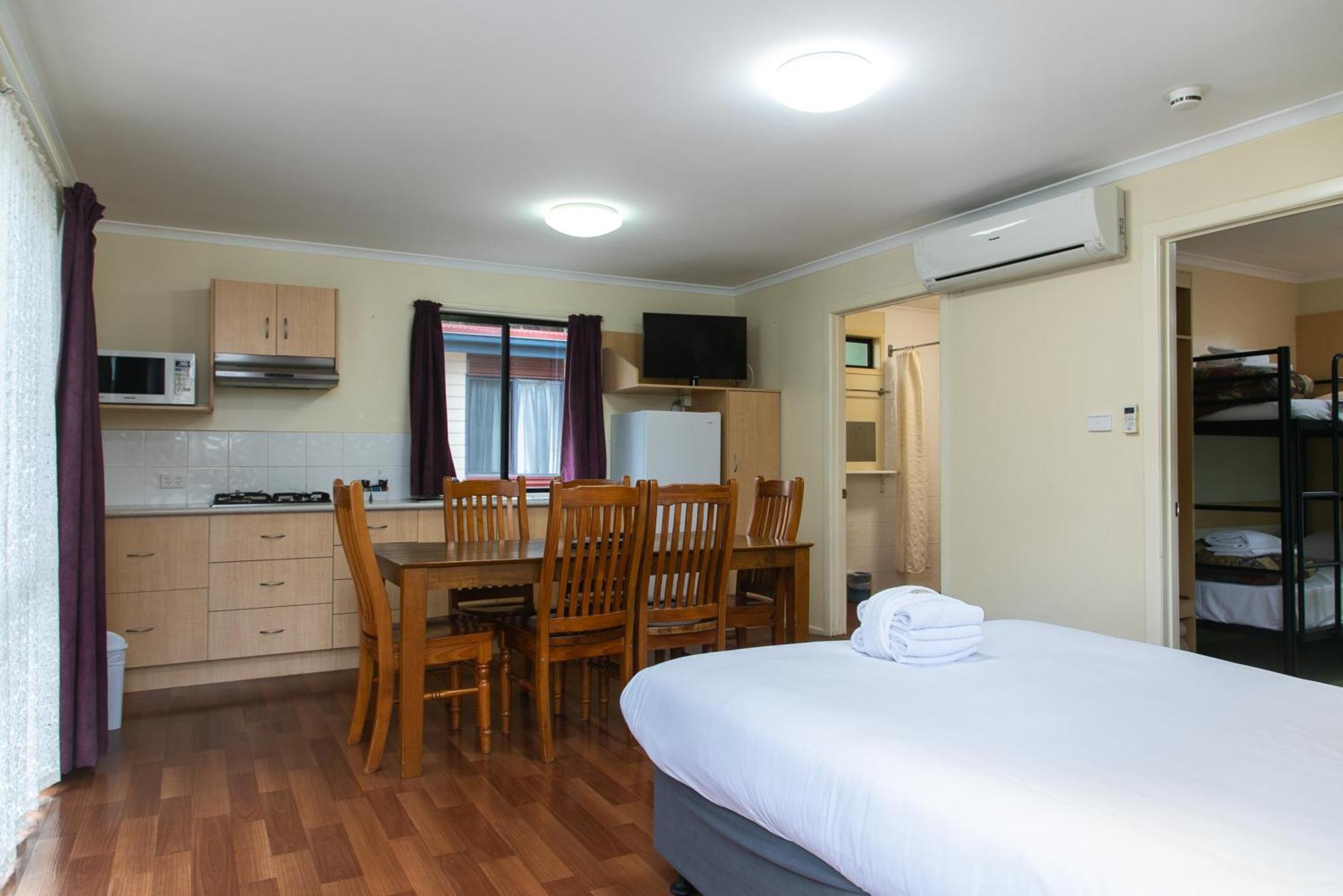 Big4 Toowoomba Garden City Holiday Park Номер фото